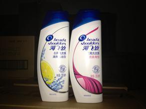 高仿日用品泛濫成災 消協(xié)勇?lián)蚣僦厝巍獜埣腋蹏谴蚣偈刈o消費安全